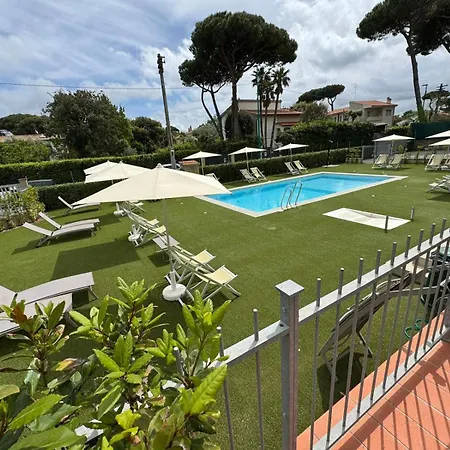 San Francesco Aparthotel 4*
